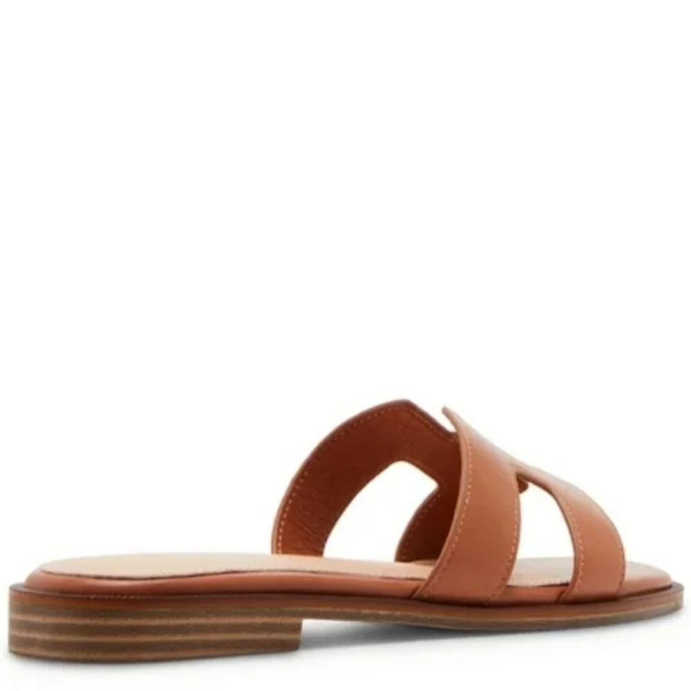 Madden Girl Haileyy Sandals Cognac Paris Size 10